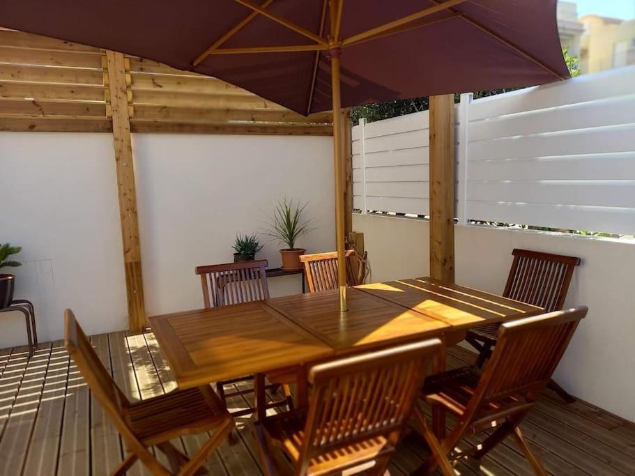 Appartement 100 M2 Terrasse Piscine Gruissan Esterno foto